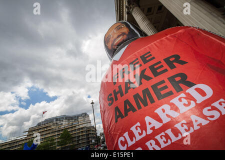 Londra, UK, 23 maggio, 2014. "Non un altro giorno' nella prigione di Guantanamo protesta Credito: Guy Corbishley/Alamy Live News Foto Stock