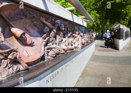 Memoriale della battaglia della Gran Bretagna sulla Victoria Embankment London. Foto Stock