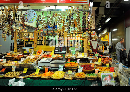 Interno del Mercato Centrale di San Lorenzo di Firenze, Toscana, Italia, Europa Foto Stock