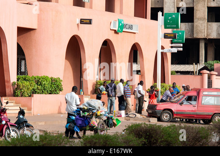 Avenue Kwame Nkruma, Ouagadougou, Burkina Faso Foto Stock