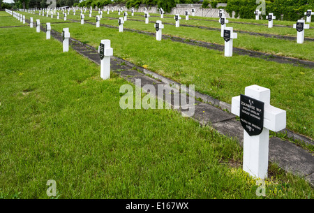 Cimitero di 4000 soldati polacchi uccisi in WW2 Battaglia di Bzura aka Battaglia di Kutno nel settembre 1939, Sochaczew, Mazovia, Polonia Foto Stock