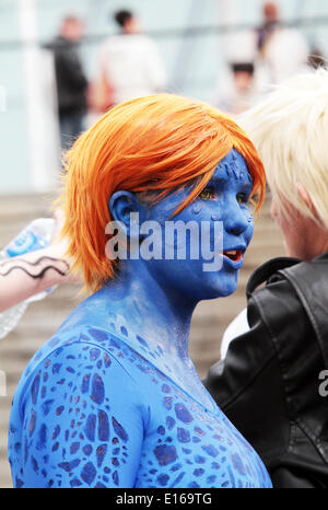 Londra, Regno Unito. 23 Maggio, 2014. I visitatori in costume al fumetto di MCM con la cultura pop convenzione di Londra. 23.05.2014 Credito: theodore liasi/Alamy Live News Foto Stock