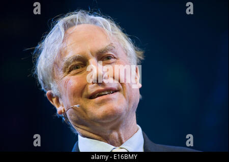 Genetista Richard Dawkins parla di " realizzazione di uno scienziato in scena a Hay Festival 2014 ©Jeff Morgan Foto Stock