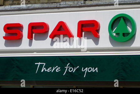 Spar supermercato segno, Grange Over Sands, Cumbria, England, Regno Unito Foto Stock