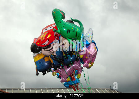 Ramsbottom, Lancashire, Regno Unito. 25 Maggio, 2014. Elio Souvenir palloncini a East Lancashire Railway pluripremiati 1940s Weekend. T Foto Stock