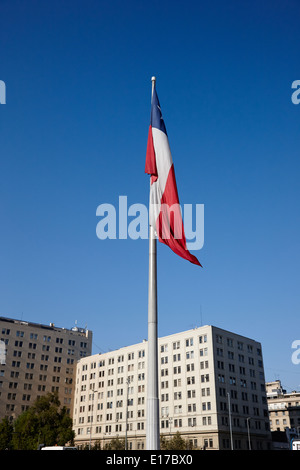 In occasione del bicentenario della grande bandiera in piazza cittadini Santiago del Cile Foto Stock