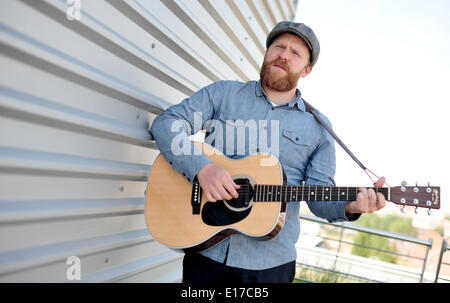 Berlino, Germania. 21 Maggio, 2014. British cantante e cantautore Alex Clare a Berlino (Germania), 21 maggio 2014. Foto: Hauke-Christian Dittrich/dpa/Alamy Live News Foto Stock