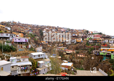 Valparaiso, dopo il grande incendio, la ricostruzione delle abitazioni Cile 2014 Foto Stock