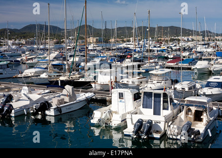 Il porto di San Antonio - Ibiza Foto Stock