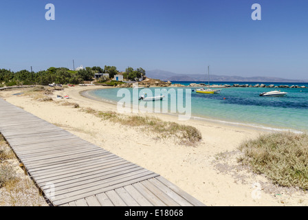 Agia Anna Beach e dal lungomare sull isola di Naxos, Cicladi Grecia Foto Stock