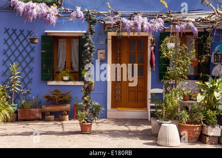 Casa colorata facciata di Burano. Foto Stock