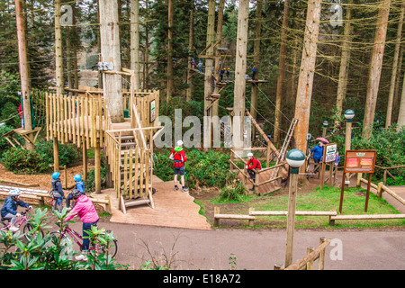 Ariel Adventure Centre Parcs, Longleat, Wiltshire, Inghilterra, Regno Unito. Foto Stock