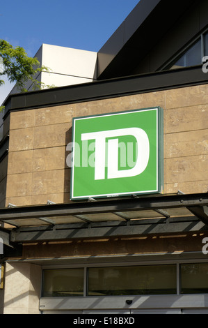 Toronto Dominion TD Bank logo in Kerrisdale, Vancouver, BC, Canada Foto Stock