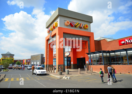 Carnival Mall Shopping Centre, Brakpan, East Rand, Greater Johannesburg, provincia di Gauteng, Repubblica del Sud Africa Foto Stock