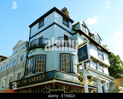 Norwich, Sir Garnet Wolseley Inn public house, pub, xvii secolo con aggiunte successivamente Market Place Norfolk England Regno Unito Foto Stock