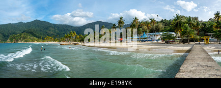 Una bella giornata a Maracas beach North Coast Trinidad Foto Stock