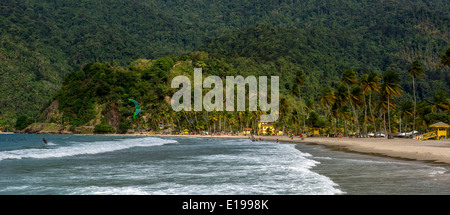 Una bella giornata a Maracas beach North Coast Trinidad Foto Stock