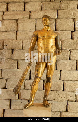 Antico bronzo dorato romano II secolo a.C., statua di Ercole, Museo Capitolino, Roma Italia Europa Foto Stock