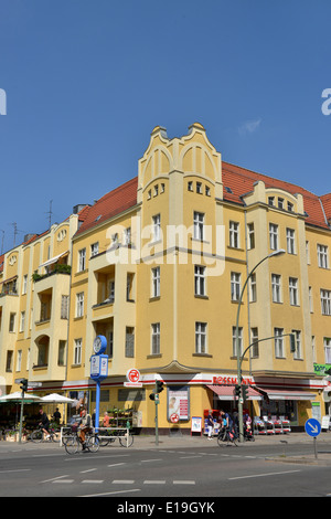 Altbau, Kaiserin-Augusta-Strasse, Tempelhofer Damm, Tempelhof di Berlino, Deutschland Foto Stock