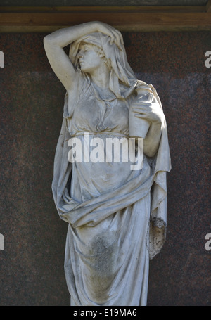 Trauerfigur, Alter San-Matthaeus-Kirchhof, Schoeneberg, Berlino, Deutschland / Schöneberg, Matthäus Foto Stock