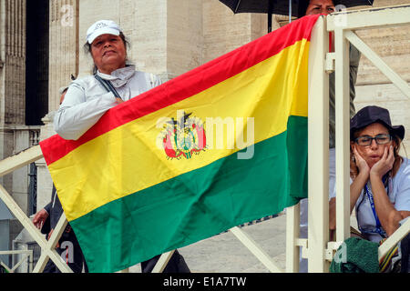Città del Vaticano. Il 28 maggio 2014. Papa Francesco, Udienza generale del 28 maggio 2014 Credit: Davvero Facile Star/Alamy Live News Foto Stock