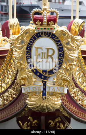 Dettaglio di Vincenzo, British Royal Barge. Commissionato per la Regina Elisabetta II per il suo Giubileo di Diamante Pageant. Londra, Regno Unito. Foto Stock