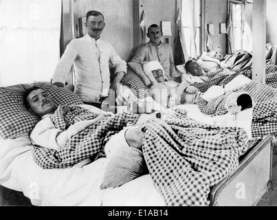 Guerra Mondiale 1 feriti feriti soldati tedeschi in ospedale in Francia 1916 Foto Stock