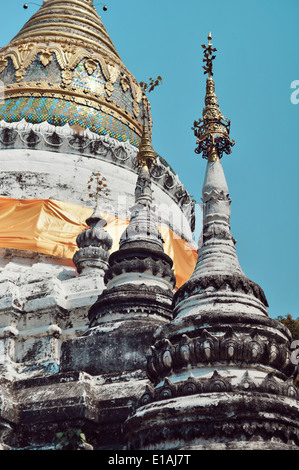 Stupas a un tempio in Chiang Mai Thailandia Foto Stock