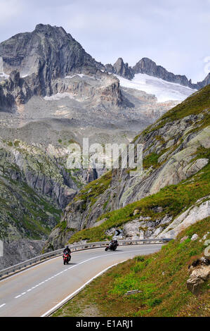 Furka Pass, dietro il Vorderes Gärstenhorn, 3166m e il ghiacciaio del Rodano, Superiore Valle del Rodano a Foto Stock