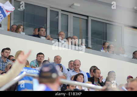 Vladimir Putin, Alexander Lukashenko e Emomali Rahmon durante 2014 mondo IIHF Hockey su Ghiaccio Finale di Campionato a Minsk Arena Foto Stock