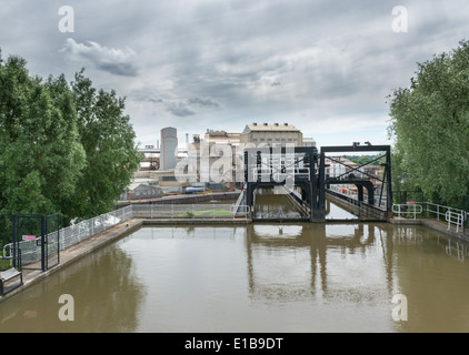 Radlett boat lift , Radlett, Cheshire, vicino a Northwich. A sud di Warrington Foto Stock