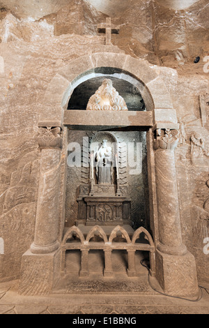 L'Europa, Polonia, Malopolska, Cracovia, le Miniere di Sale di Wieliczka, percorso turistico, la cappella di santa Kinga, sito Unesco Foto Stock