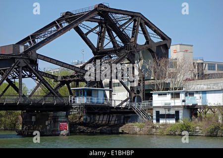 Ferry street il sollevamento verticale ponte in Buffalo NY Foto Stock