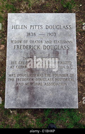 Frederick Douglass grave in Mount Hope cemetery Rochester NY Foto Stock