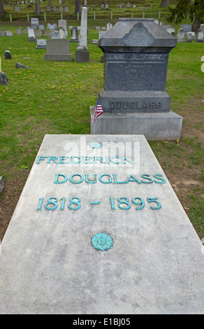 Frederick Douglass grave in Mount Hope cemetery Rochester NY Foto Stock