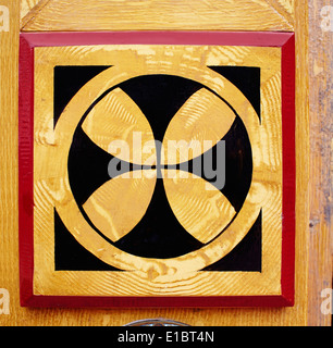 Geometriche dipinte modello sulla porta della Narrowboat William n. 102 Foto Stock