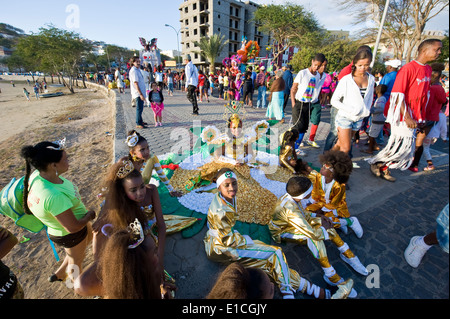 Il carnevale di Mindelo 2014, Sao Vicente isola, arcipelago di Cabo Verde, Africa occidentale. Foto Stock