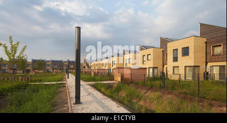 Barking Riverside Housing Development, Barking, Regno Unito. Architetto: Sheppard Robson, 2014. Elevazione dei terrazzi rea Foto Stock