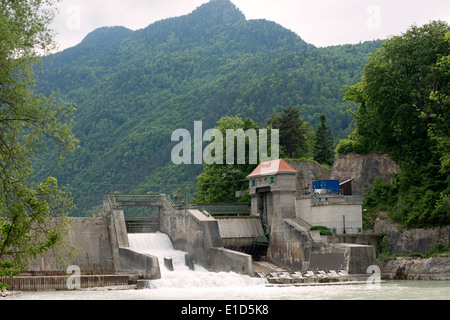 Centrale idroelettrica di proprietà di DB Energie parte delle ferrovie tedesche per produrre energia elettrica per alimentare i treni Foto Stock