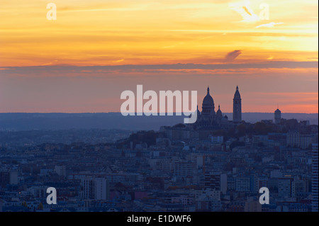 Francia, Parigi, Montmartre e Sacre Coeur Basilique Foto Stock