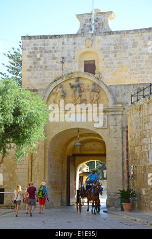 Mdina Gate, Mdina (Città Vecchia), Western District, Malta Majjistral Regione, Repubblica di Malta Foto Stock