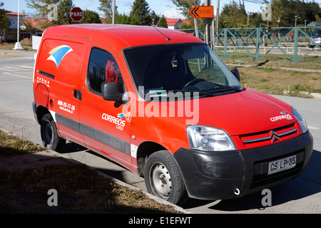 Correos cile cileno consegna post van Punta Arenas in Cile Foto Stock