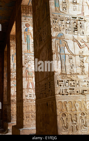 L'Egitto, la Valle del Nilo, Luxor, Tebe, a ovest del fiume Nilo, Medinet Habou tempio Foto Stock