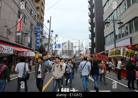 , KAWAGOE Saitama, Giappone - 19 Ottobre 2013 : persone non identificate giunto a kawagoe festival il 19 ottobre 2013 in, Kawagoe Saitama, Giappone Foto Stock