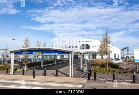 Londra aeroporto di Southend stazione ferroviaria, Rochford, Southend-on-Sea SS2 6FW, Inghilterra, Regno Unito. Foto Stock