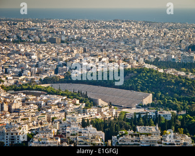 Panathenaic stadio olimpico dal di sopra, Atene, Grecia Foto Stock