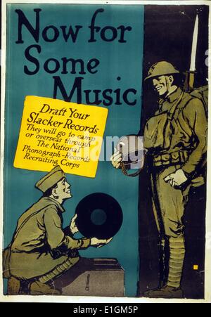 Ora per alcuni brani musicali guerra mondiale Un Poster da mCharles Falls, 1874-1960, artista. Pubblicato 1917. Poster raffigurante un soldato disfare un disco fonografico come altro guarda a. Il testo continua: Progetto di vostro slacker record. Essi andranno a camp o oltremare attraverso il National Phonograph-Records reclutamento Corps. Foto Stock