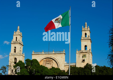 Messico, Yucatan Stato, Merida, la capitale dello Yucatan, la cattedrale, piazza Indipendenza Foto Stock