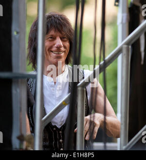 Praga, Repubblica Ceca. Il 4 giugno, 2014. Il chitarrista inglese Jeff Beck esegue a Praga Repubblica Ceca, Giugno 4, 2014. Credito: Michal Dolezal/CTK foto/Alamy Live News Foto Stock