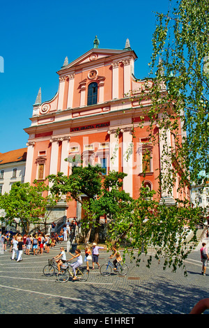 La Slovenia Ljubljana, chiesa francescana sulla piazza Presernov Foto Stock